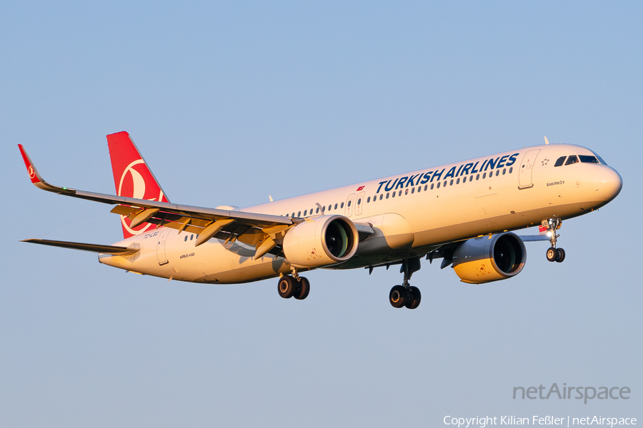 Turkish Airlines Airbus A321-271NX (TC-LSC) | Photo 410827