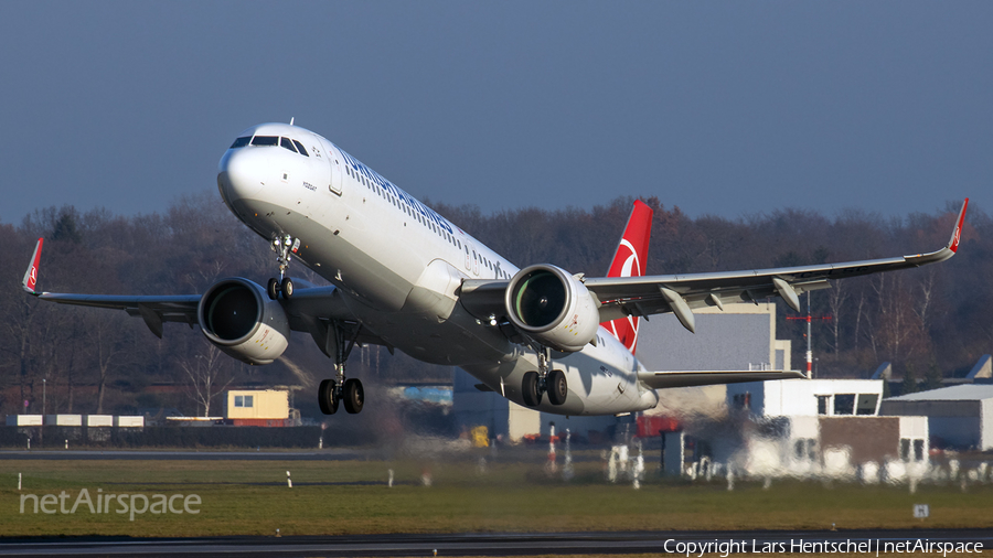 Turkish Airlines Airbus A321-271NX (TC-LSG) | Photo 416547