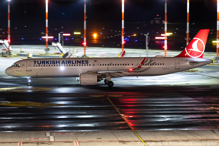 Turkish Airlines Airbus A321-271NX (TC-LSH) | Photo 547933