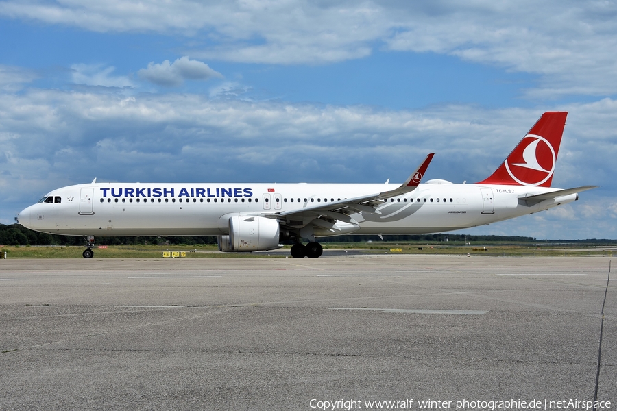 Turkish Airlines Airbus A321-271NX (TC-LSJ) | Photo 495080