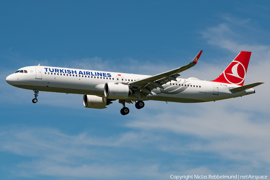 Turkish Airlines Airbus A321-271NX (TC-LSL) | Photo 391284