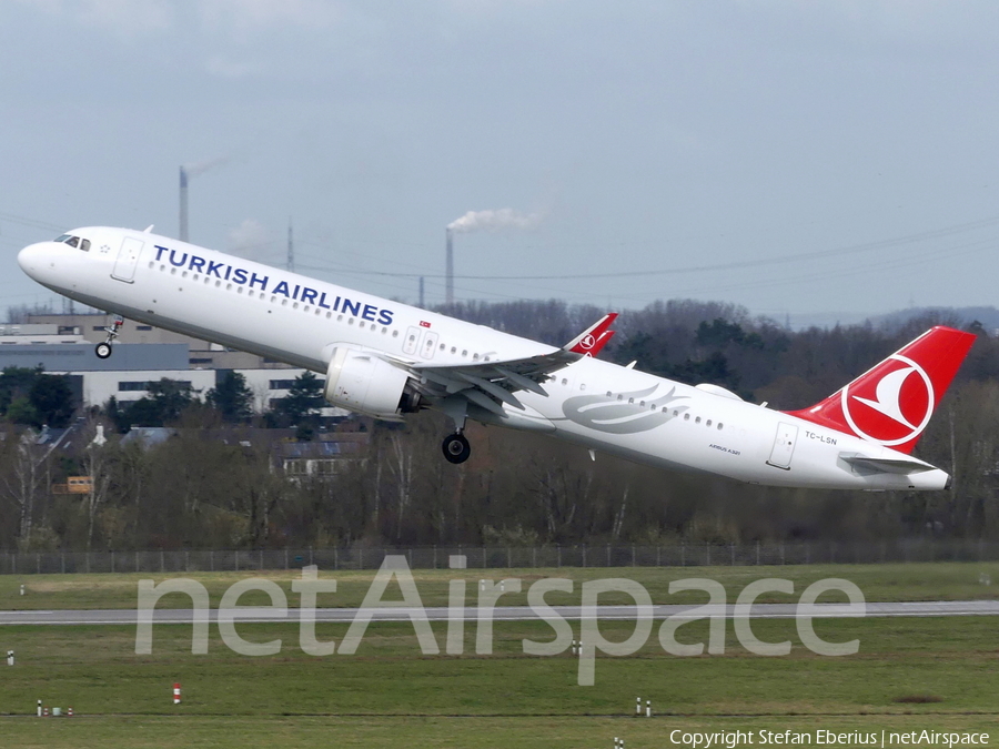 Turkish Airlines Airbus A321-271NX (TC-LSN) | Photo 436686