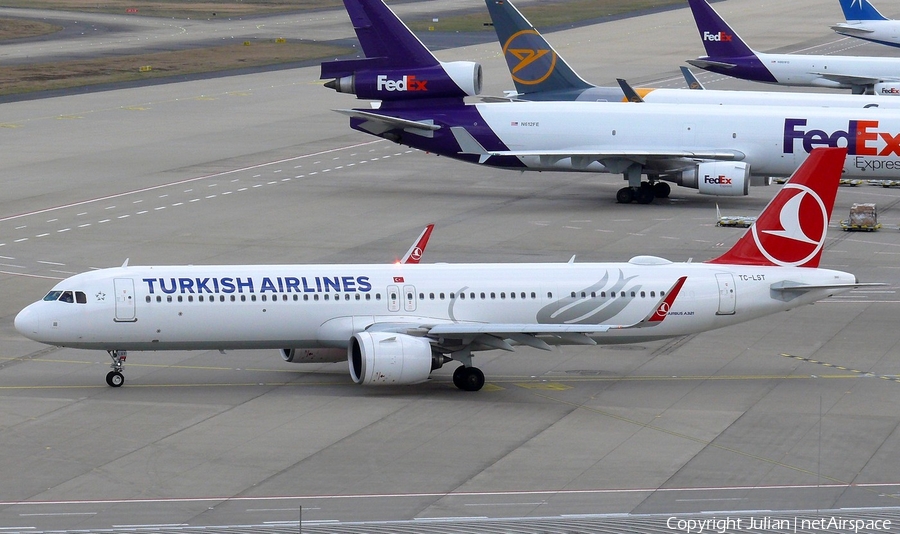 Turkish Airlines Airbus A321-271NX (TC-LST) | Photo 438908