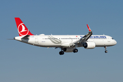 Turkish Airlines Airbus A321-271NX (TC-LSV) at  Barcelona - El Prat, Spain