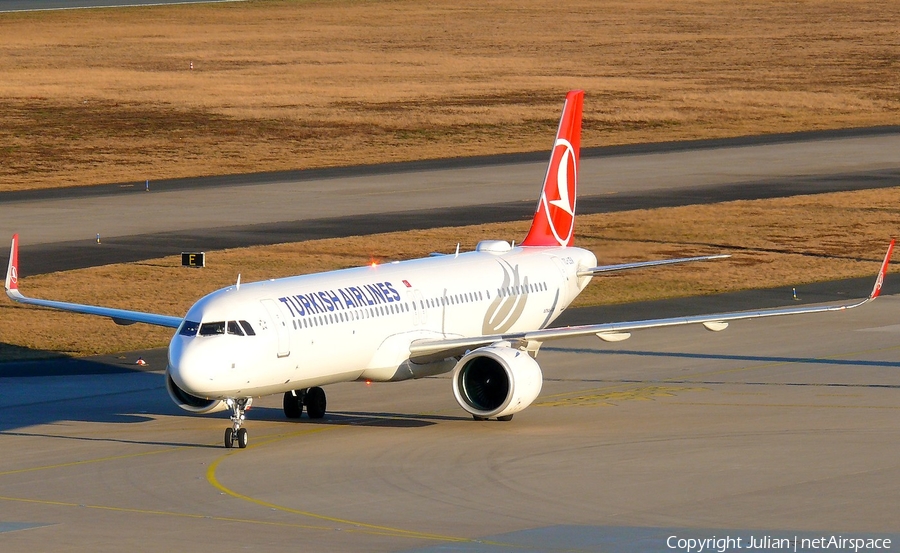 Turkish Airlines Airbus A321-271NX (TC-LSV) | Photo 433526