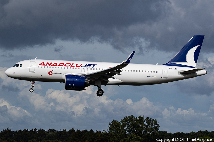 AnadoluJet Airbus A320-271N (TC-LUN) | Photo 527056