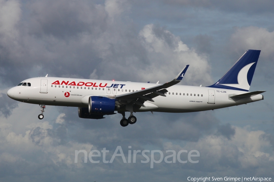 AnadoluJet Airbus A320-271N (TC-LUN) | Photo 527057