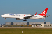 Turkish Airlines Boeing 737-9 MAX (TC-LYB) at  Berlin Brandenburg, Germany