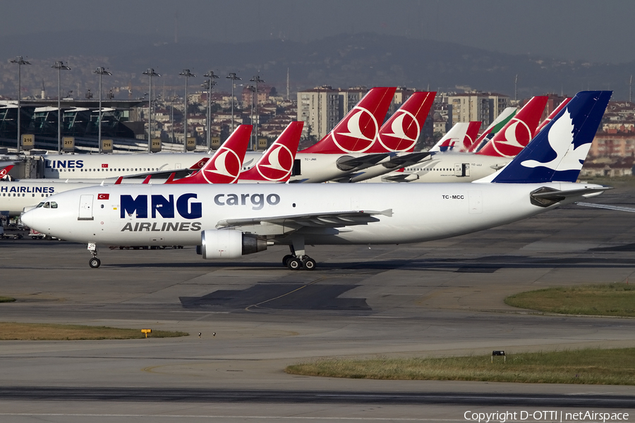 MNG Cargo Airlines Airbus A300B4-622R(F) (TC-MCC) | Photo 409617