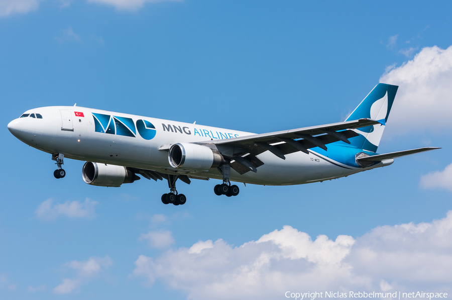 MNG Cargo Airlines Airbus A300B4-605R(F) (TC-MCD) | Photo 253711