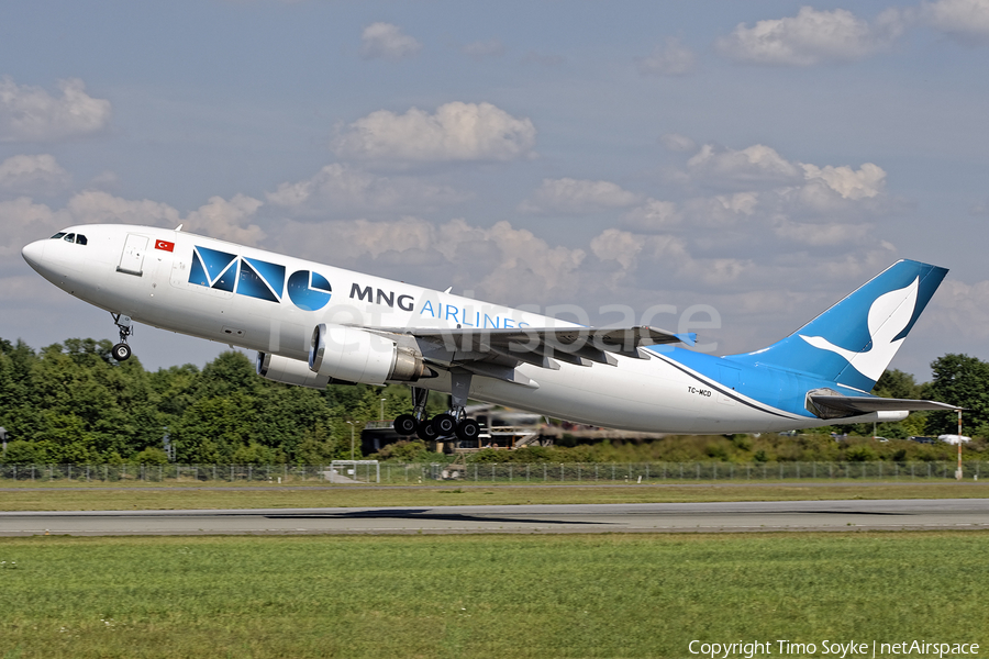 MNG Cargo Airlines Airbus A300B4-605R(F) (TC-MCD) | Photo 253734