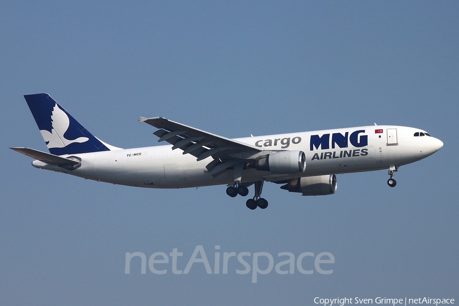 MNG Cargo Airlines Airbus A300B4-605R(F) (TC-MCE) | Photo 84876