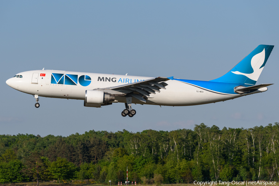 MNG Cargo Airlines Airbus A300B4-622R(F) (TC-MCG) | Photo 383259