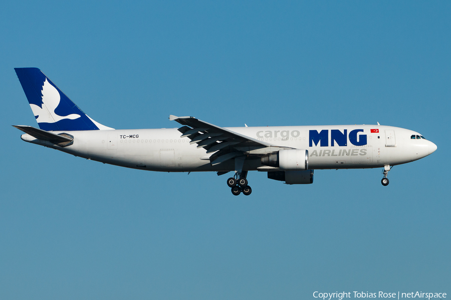 MNG Cargo Airlines Airbus A300B4-622R(F) (TC-MCG) | Photo 310033