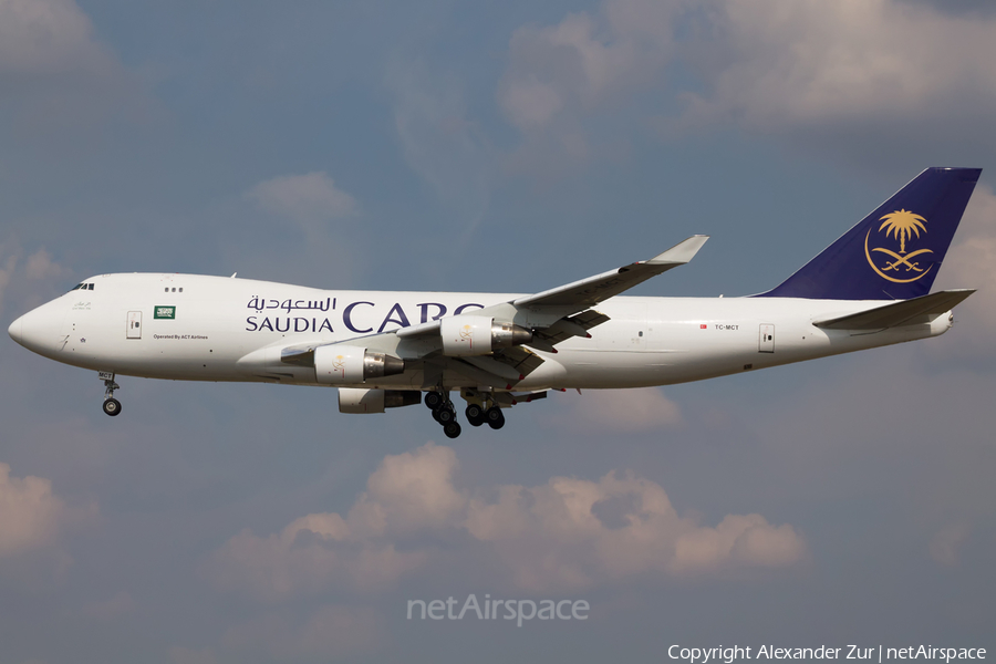 Saudi Arabian Cargo (ACT Airlines) Boeing 747-412F (TC-MCT) | Photo 125839