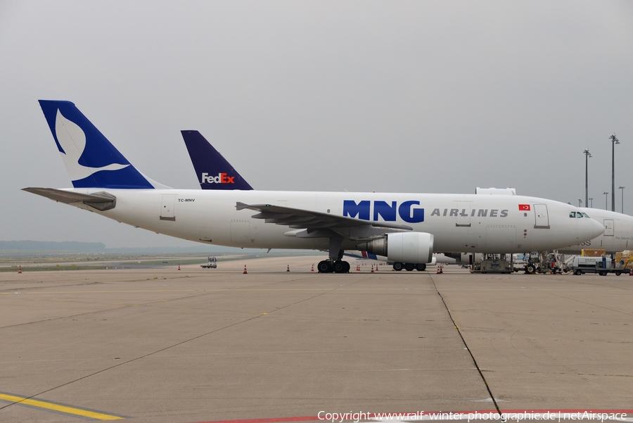MNG Cargo Airlines Airbus A300C4-605R (TC-MNV) | Photo 377064