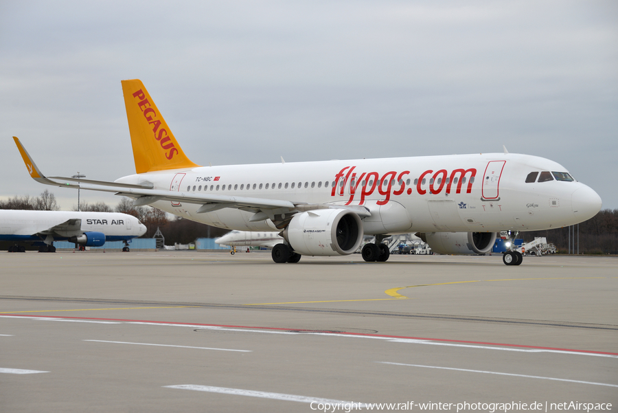 Pegasus Airlines Airbus A320-251N (TC-NBC) | Photo 583789