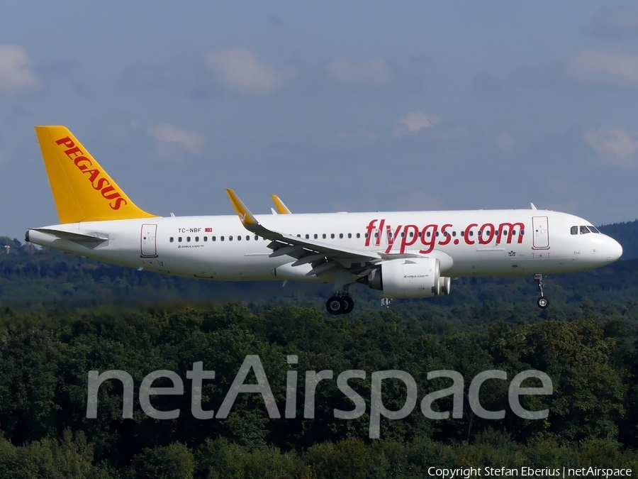 Pegasus Airlines Airbus A320-251N (TC-NBF) | Photo 189508