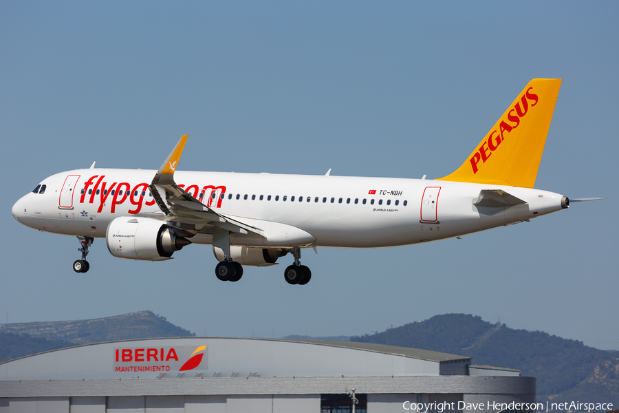 Pegasus Airlines Airbus A320-251N (TC-NBH) | Photo 157759