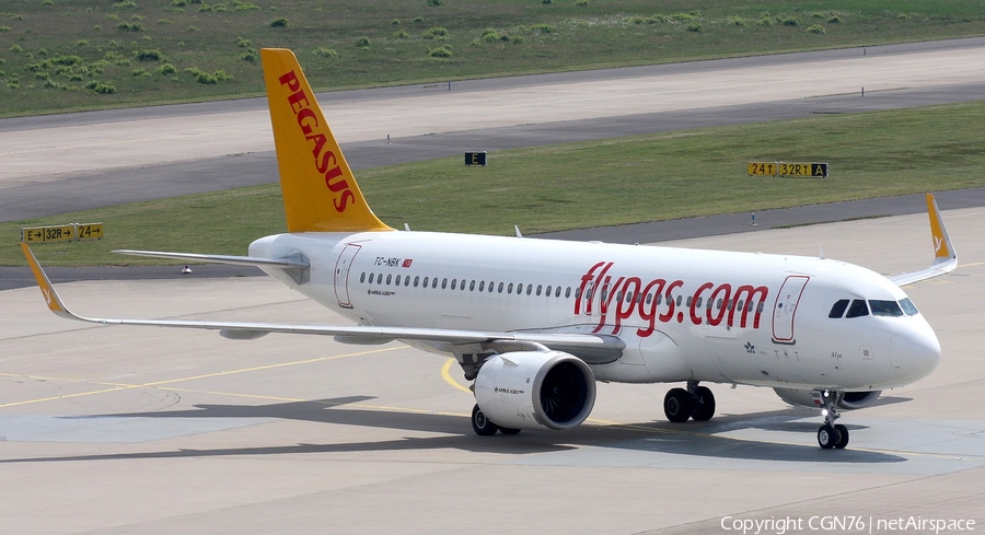 Pegasus Airlines Airbus A320-251N (TC-NBK) | Photo 451170