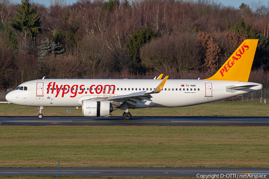 Pegasus Airlines Airbus A320-251N (TC-NBK) | Photo 284064