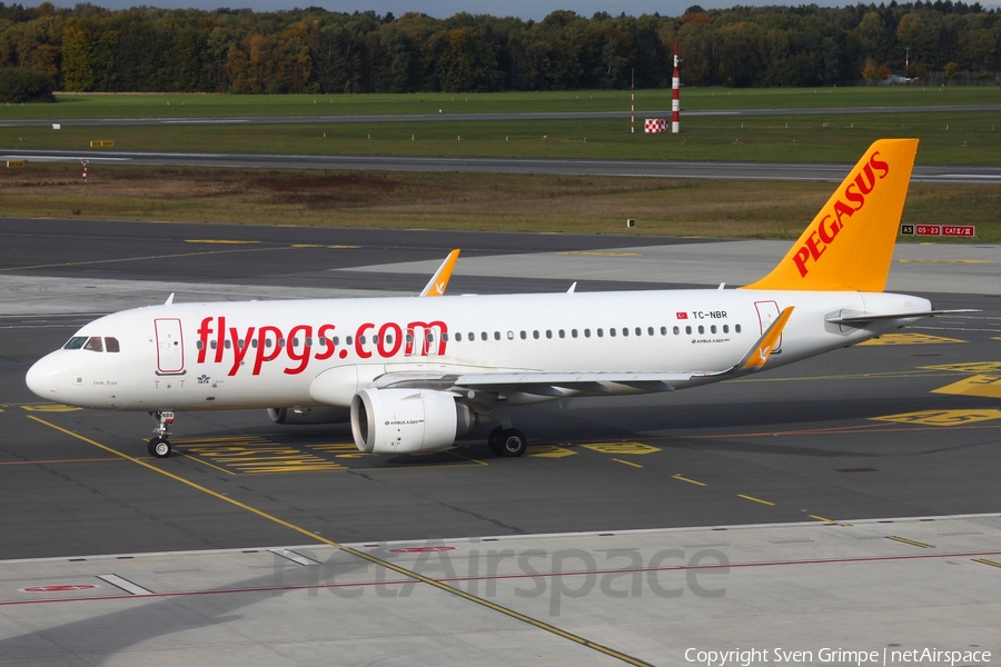 Pegasus Airlines Airbus A320-251N (TC-NBR) | Photo 407278