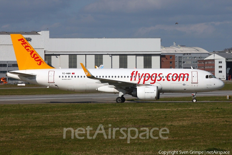 Pegasus Airlines Airbus A320-251N (TC-NBR) | Photo 380697