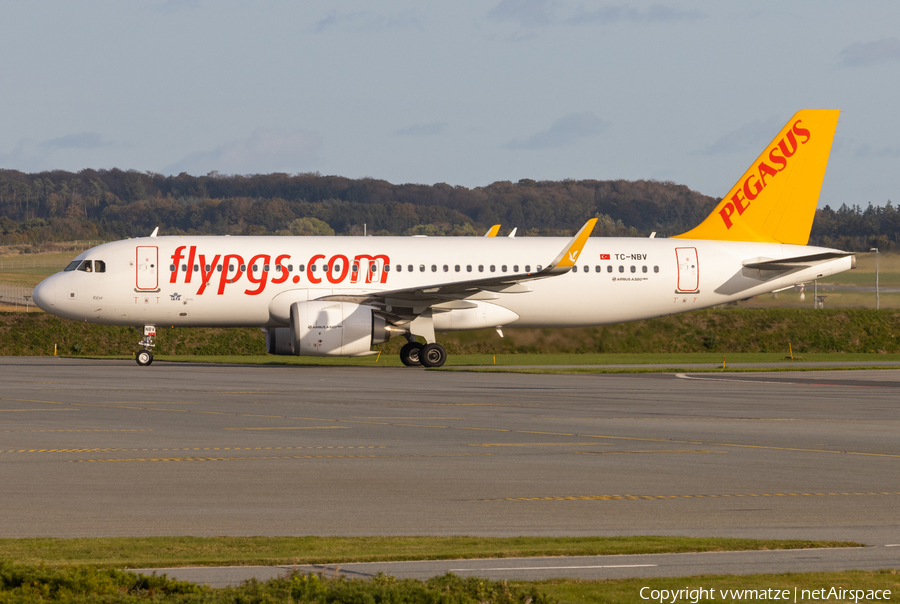 Pegasus Airlines Airbus A320-251N (TC-NBV) | Photo 407430