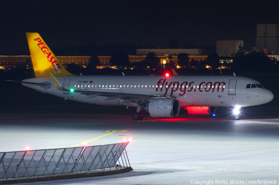 Pegasus Airlines Airbus A320-251N (TC-NBY) | Photo 454809