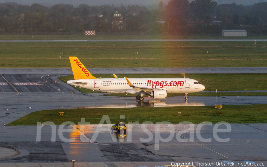 Pegasus Airlines Airbus A320-251N (TC-NCD) | Photo 352896