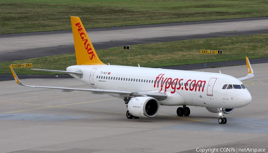 Pegasus Airlines Airbus A320-251N (TC-NCF) | Photo 456404
