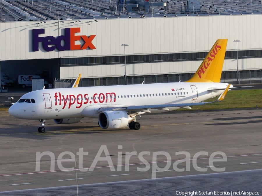 Pegasus Airlines Airbus A320-251N (TC-NCH) | Photo 367065