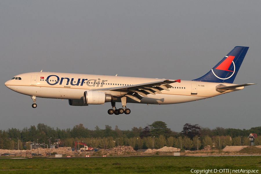 Onur Air Airbus A300B4-605R (TC-OAB) | Photo 199175
