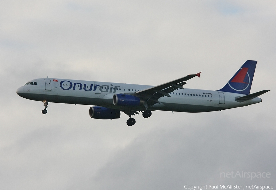 Onur Air Airbus A321-231 (TC-OAL) | Photo 20162