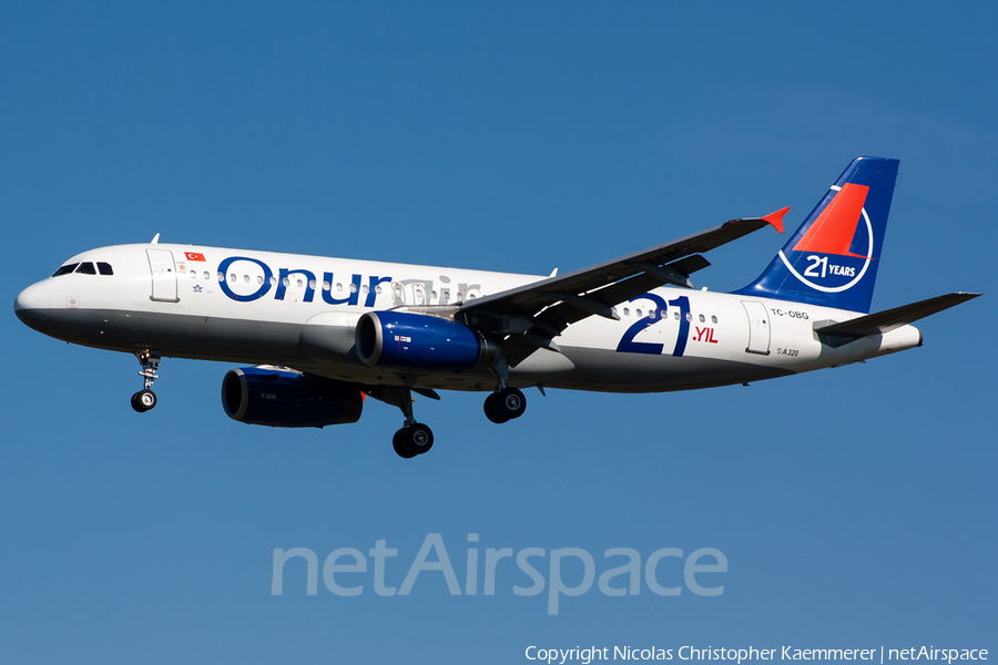 Onur Air Airbus A320-233 (TC-OBG) | Photo 121507
