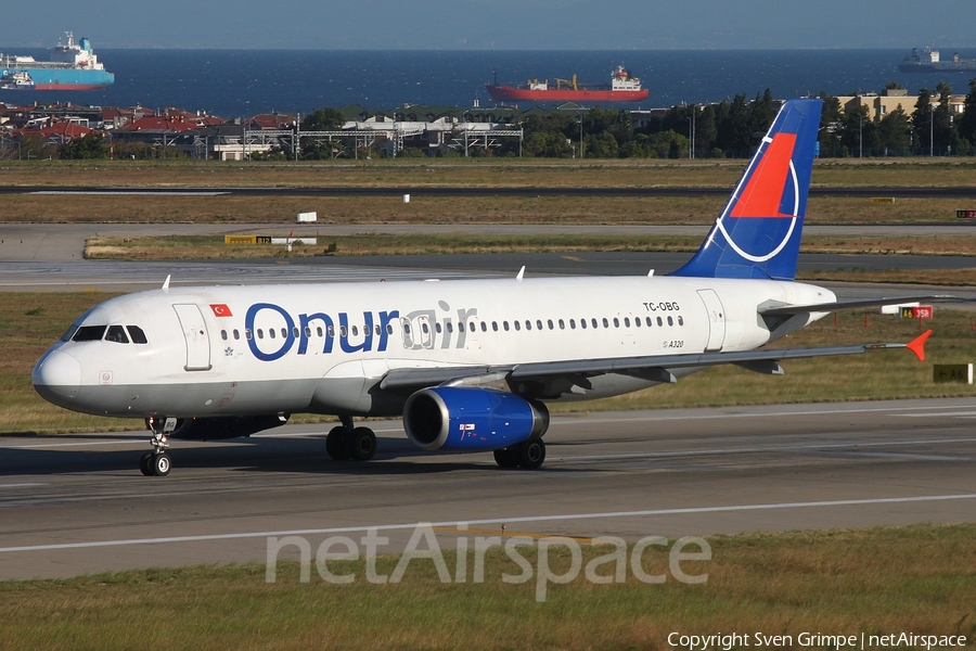 Onur Air Airbus A320-233 (TC-OBG) | Photo 279208