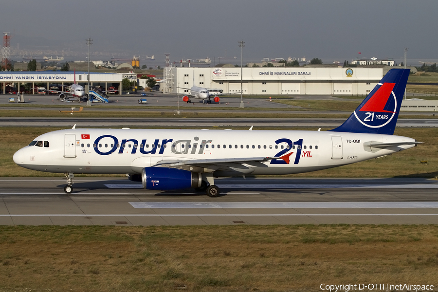 Onur Air Airbus A320-233 (TC-OBI) | Photo 409629