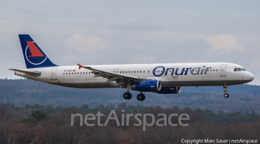 Onur Air Airbus A321-231 (TC-OBJ) | Photo 233849