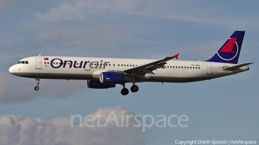 Onur Air Airbus A321-231 (TC-OBJ) | Photo 225098