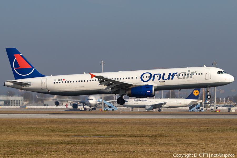 Onur Air Airbus A321-231 (TC-OBJ) | Photo 233180