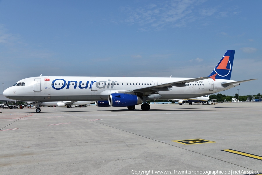 Onur Air Airbus A321-231 (TC-OBK) | Photo 413681