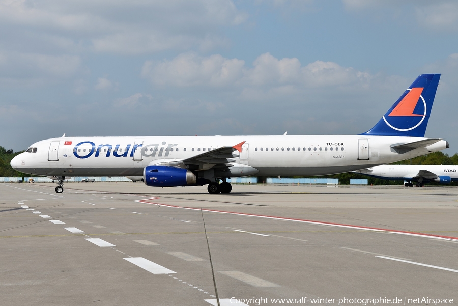 Onur Air Airbus A321-231 (TC-OBK) | Photo 426015