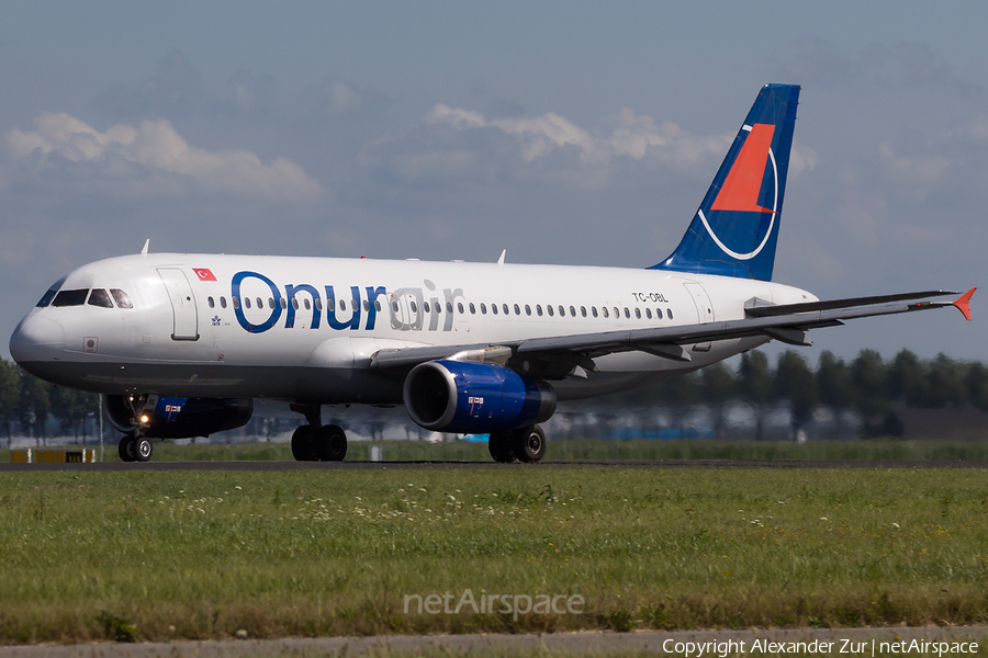 Onur Air Airbus A320-232 (TC-OBL) | Photo 428963