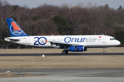 Onur Air Airbus A320-232 (TC-OBM) at  Hamburg - Fuhlsbuettel (Helmut Schmidt), Germany