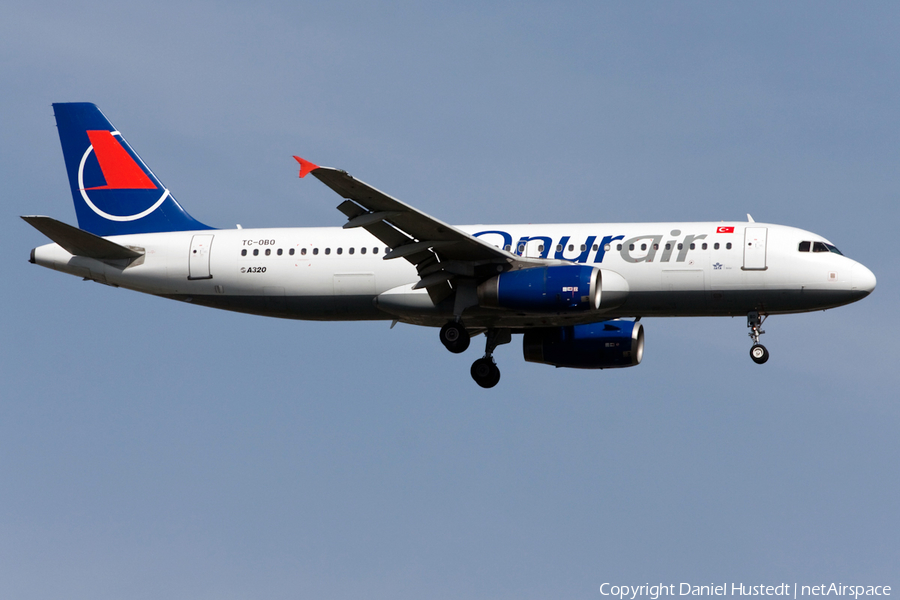 Onur Air Airbus A320-232 (TC-OBO) | Photo 498766