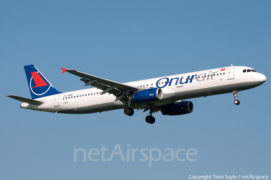 Onur Air Airbus A321-231 (TC-OBR) | Photo 86247