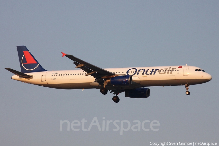 Onur Air Airbus A321-231 (TC-OBY) | Photo 82343