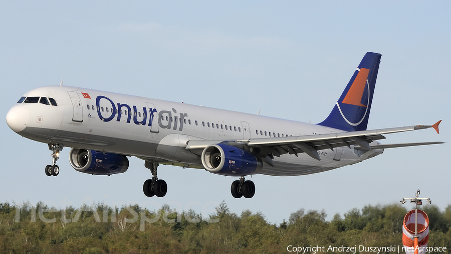 Onur Air Airbus A321-231 (TC-OBY) | Photo 466067