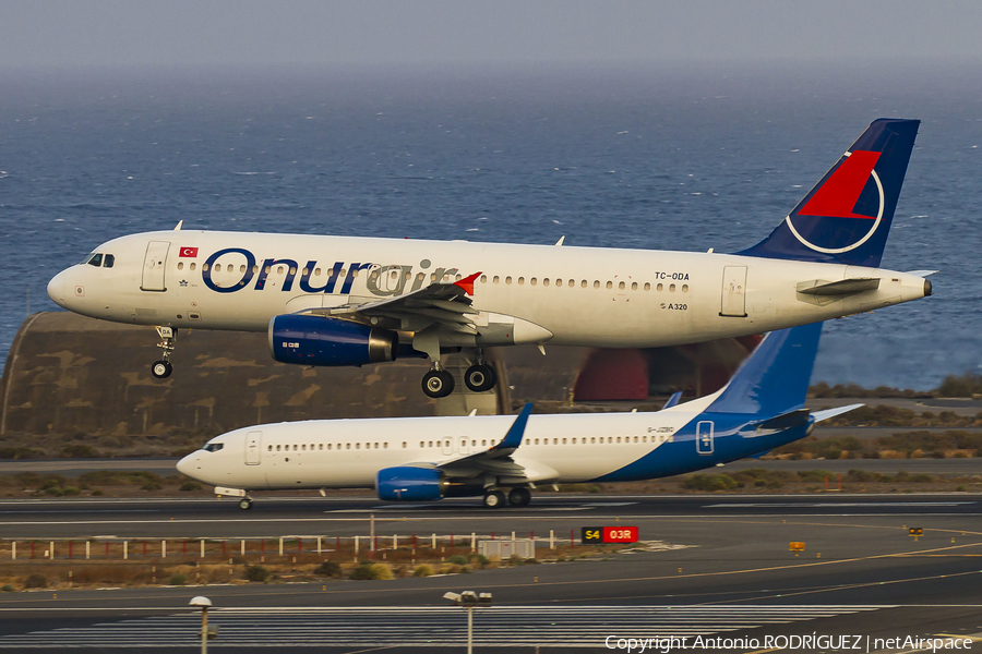 Onur Air Airbus A320-233 (TC-ODA) | Photo 261966