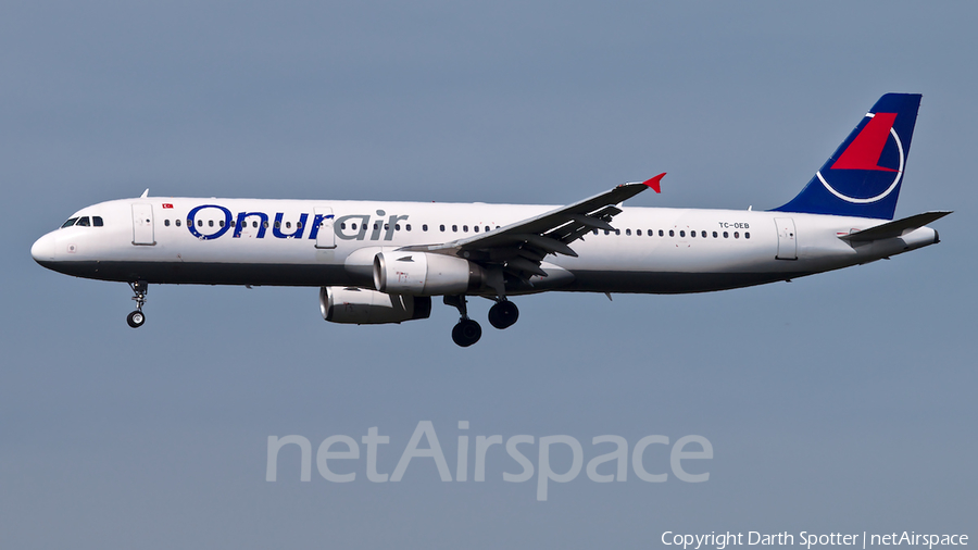 Onur Air Airbus A321-231 (TC-OEB) | Photo 354594